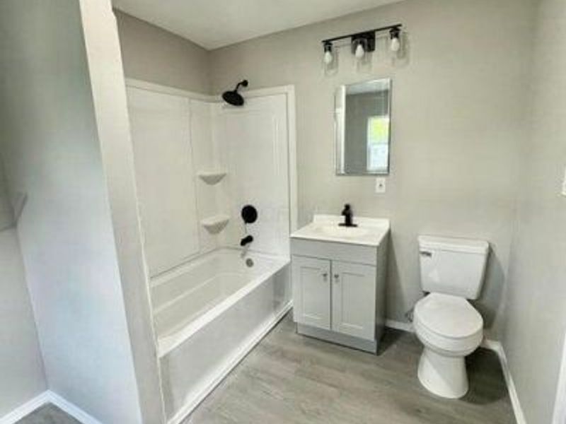 197 Harrison Street , Marion, OH 43302 Photo 5