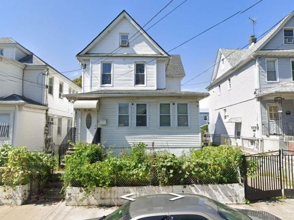 8762 133rd Street , Richmond Hill, NY 11418