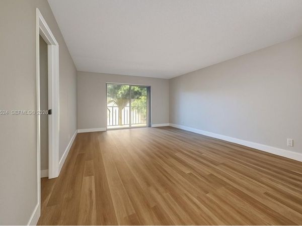 333 NW 17th Ct, Unit 203B, Fort Lauderdale, FL 33311
