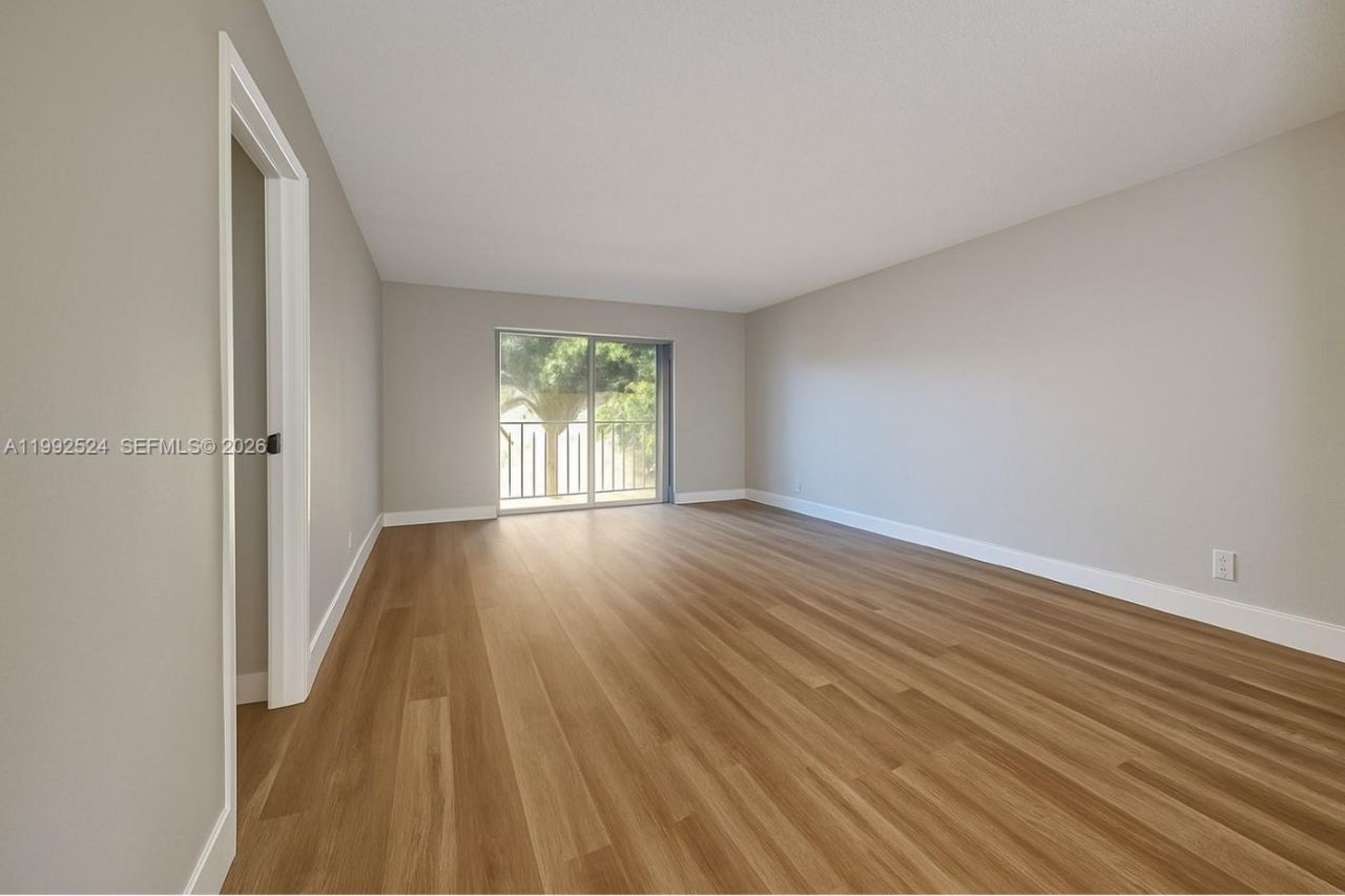 333 NW 17th Ct, Unit 203B, Fort Lauderdale, FL 33311 Photo