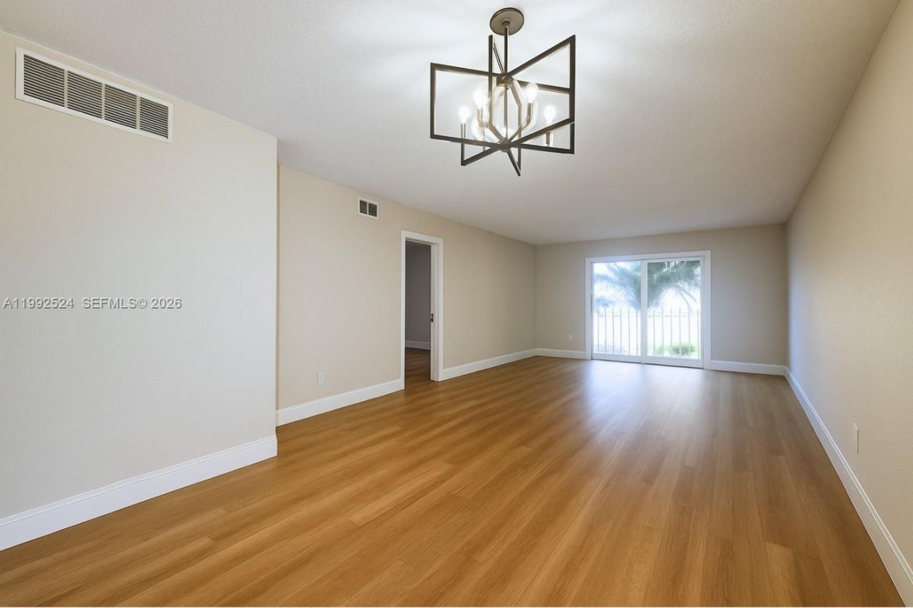 333 NW 17th Ct, Unit 203B, Fort Lauderdale, FL 33311 Photo