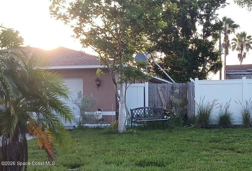 1801 SE 5th Avenue , Cape Coral, FL 33993 Photo