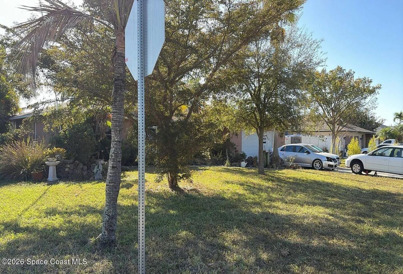 1801 SE 5th Avenue , Cape Coral, FL 33993 Photo