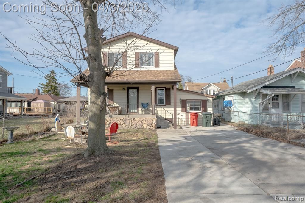 22453 E 10 Mile Road, Saint Clair Shores, MI 48080 Main Photo