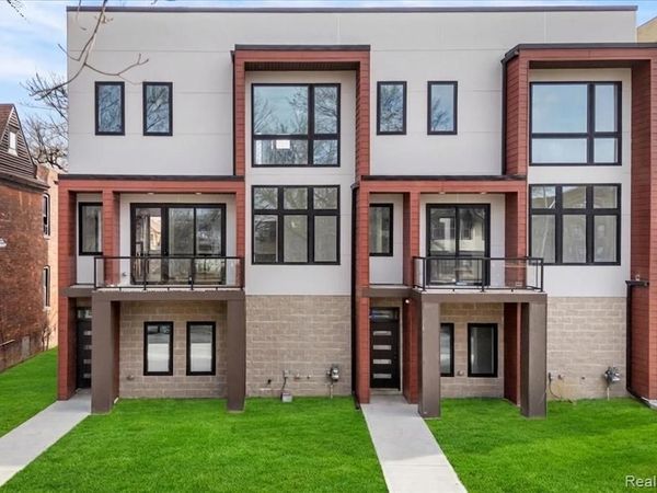 8744 SECOND Avenue, Detroit, MI 48202