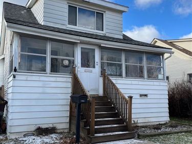 7352 Dale, Center Line, MI 48015