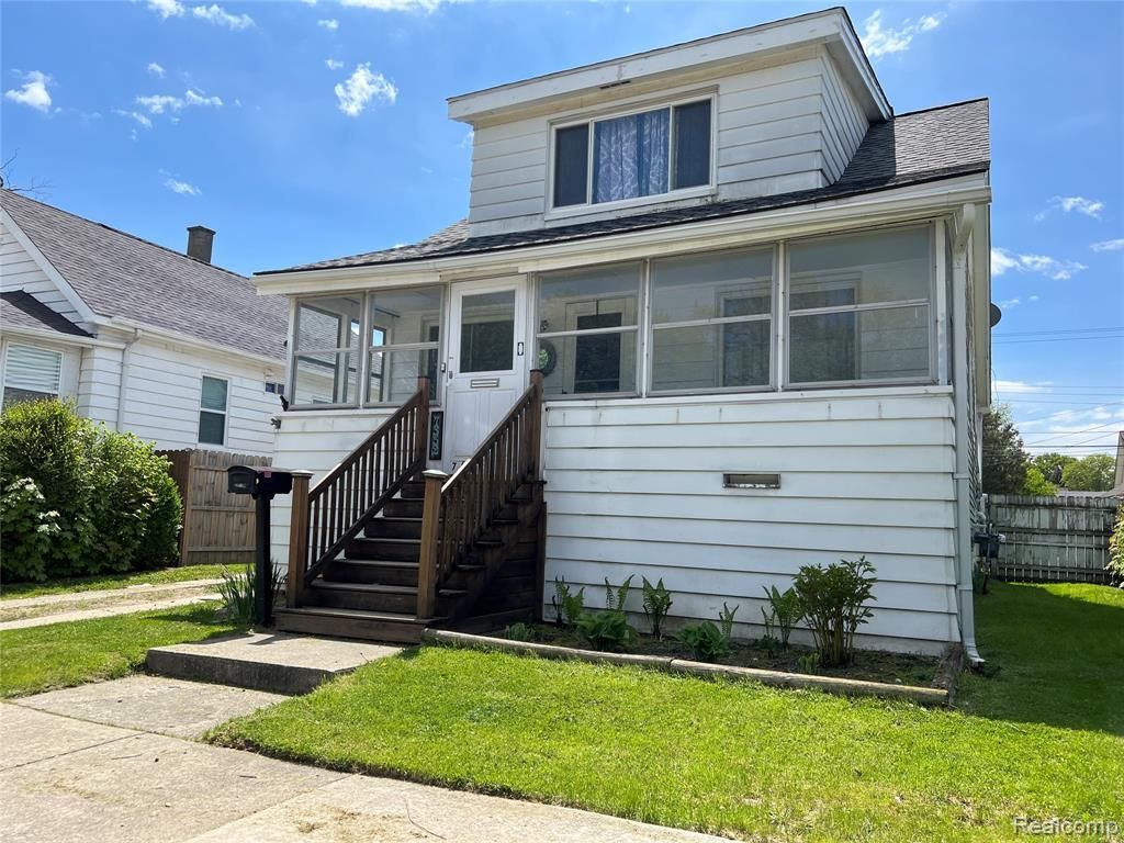 7352 Dale, Center Line, MI 48015 Main Photo