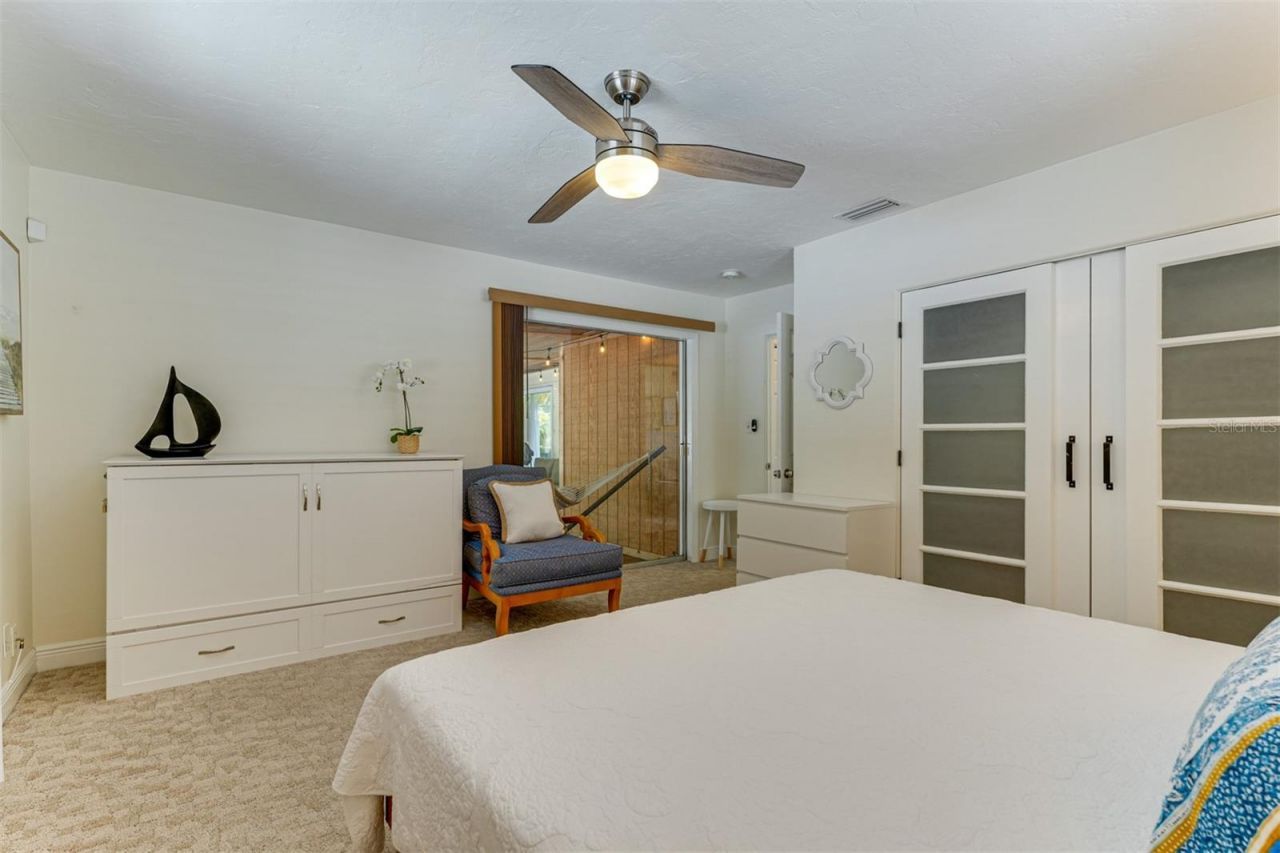 2363 Milford Circle , Sarasota, FL 34239 Photo