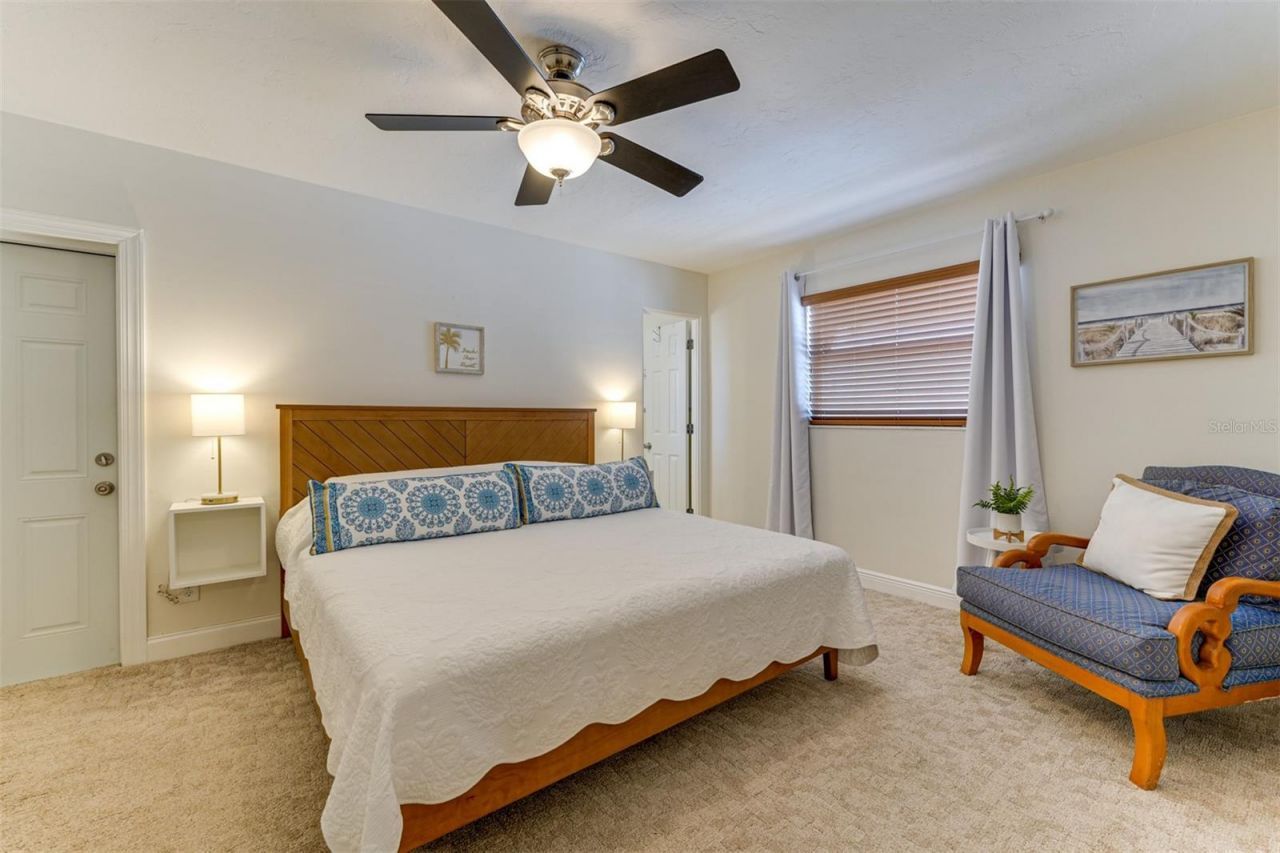 2363 Milford Circle , Sarasota, FL 34239 Photo