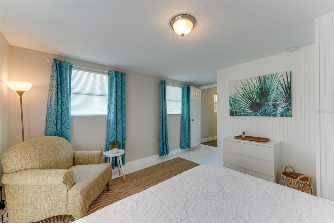 2363 Milford Circle , Sarasota, FL 34239 Photo