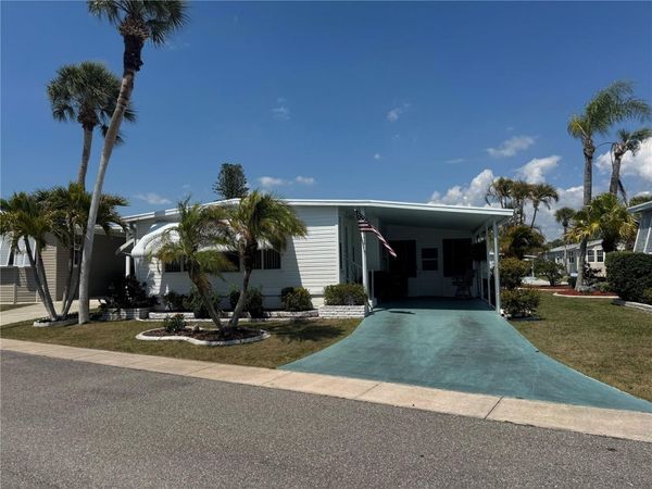 611 IRIS DRIVE , VENICE, FL 34293