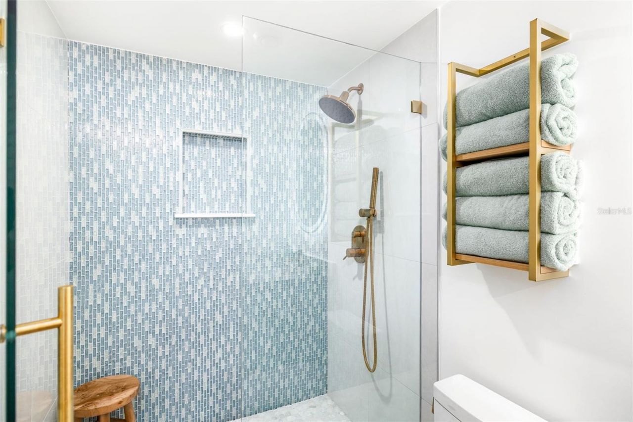 19 Whispering Sands Drive, Unit 302, Sarasota, FL 34242 Photo