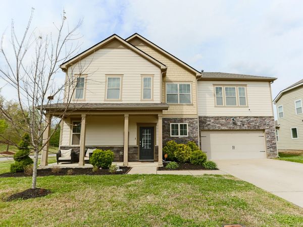 6430 Hickory Bell Dr, Murfreesboro, TN 37128