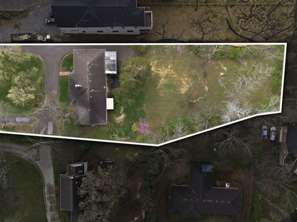 3802 Harding Pl, Nashville, TN 37215