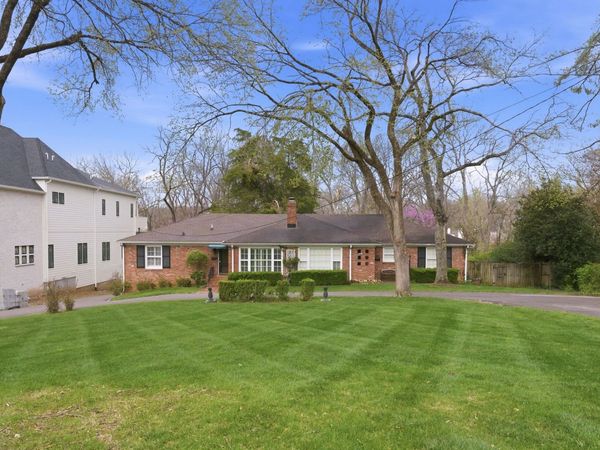3802 Harding Pl , Nashville, TN 37215