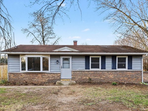 4537 W AB Avenue, Plainwell, MI 49080