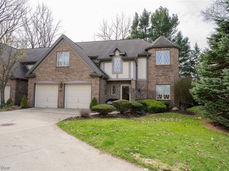 26 Aberdeen Court, Rocky River, OH 44116 Photo 1