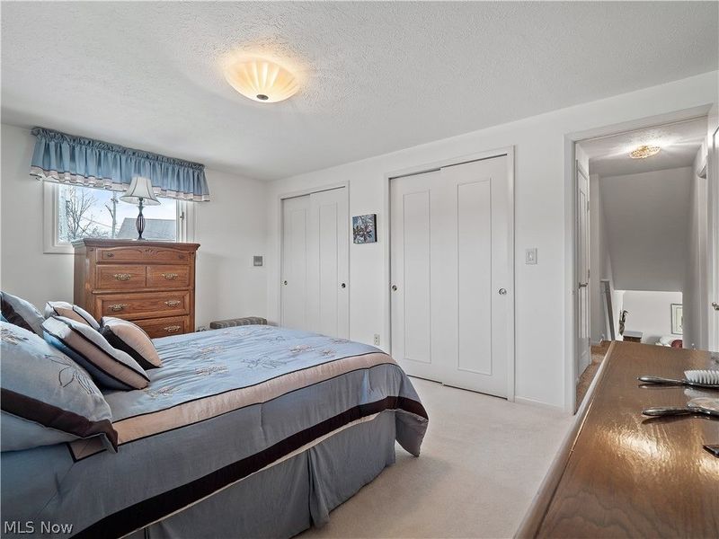 1044 Joy Oval, Seven Hills, OH 44131 Photo 27