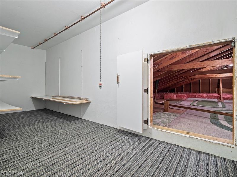 1044 Joy Oval, Seven Hills, OH 44131 Photo 29