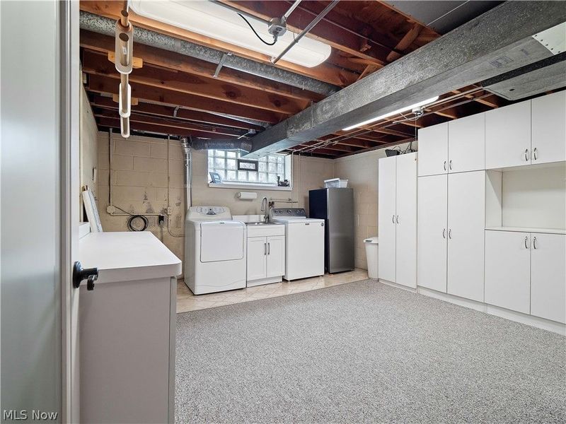 1044 Joy Oval, Seven Hills, OH 44131 Photo 34