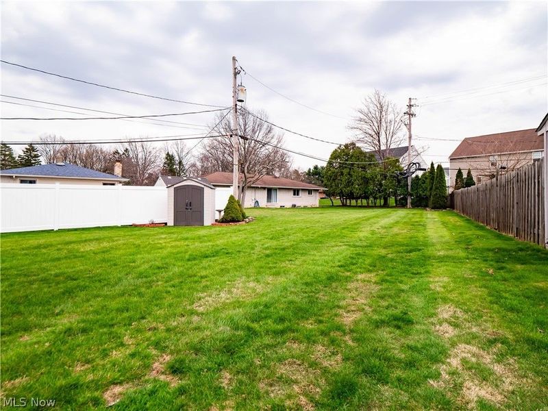 1044 Joy Oval, Seven Hills, OH 44131 Photo 39