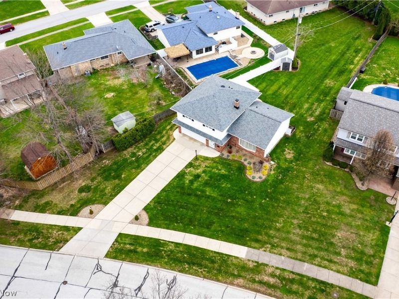 1044 Joy Oval, Seven Hills, OH 44131 Photo 42