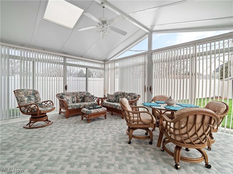 1044 Joy Oval, Seven Hills, OH 44131 Photo 9