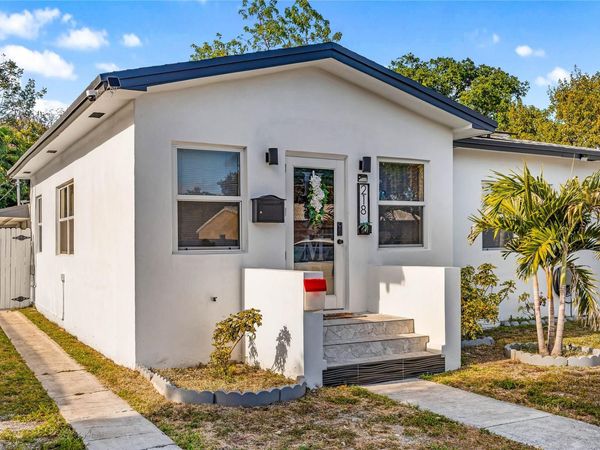 218 SW 7th Street, Dania Beach, FL 33004