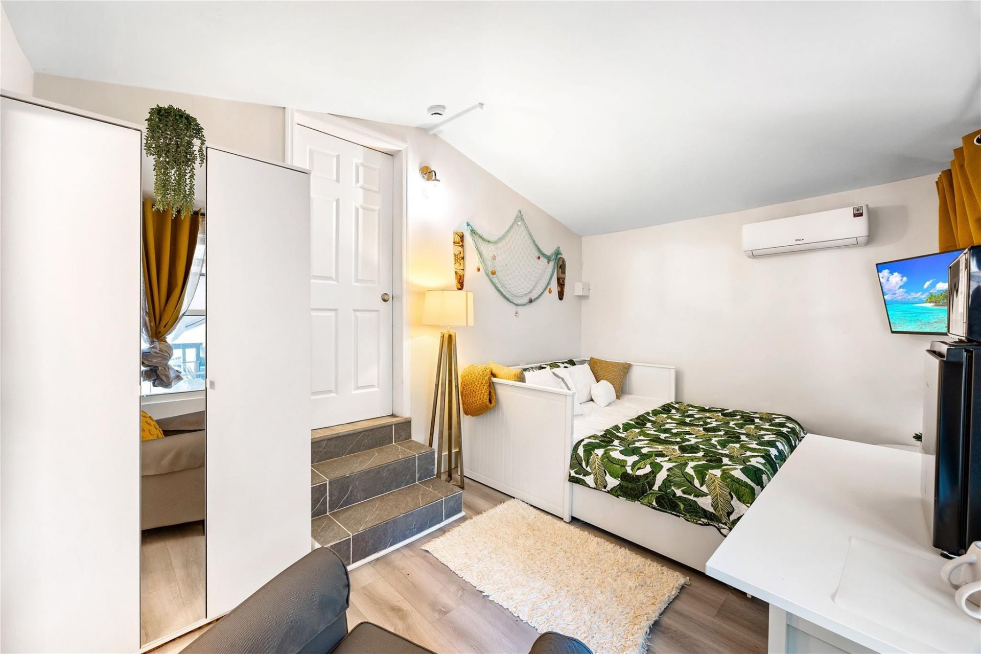 218 SW 7th Street, Dania Beach, FL 33004 Photo