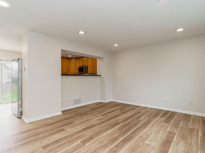 2968 Phoenix Avenue, Hilliard, OH 43026 Photo 3