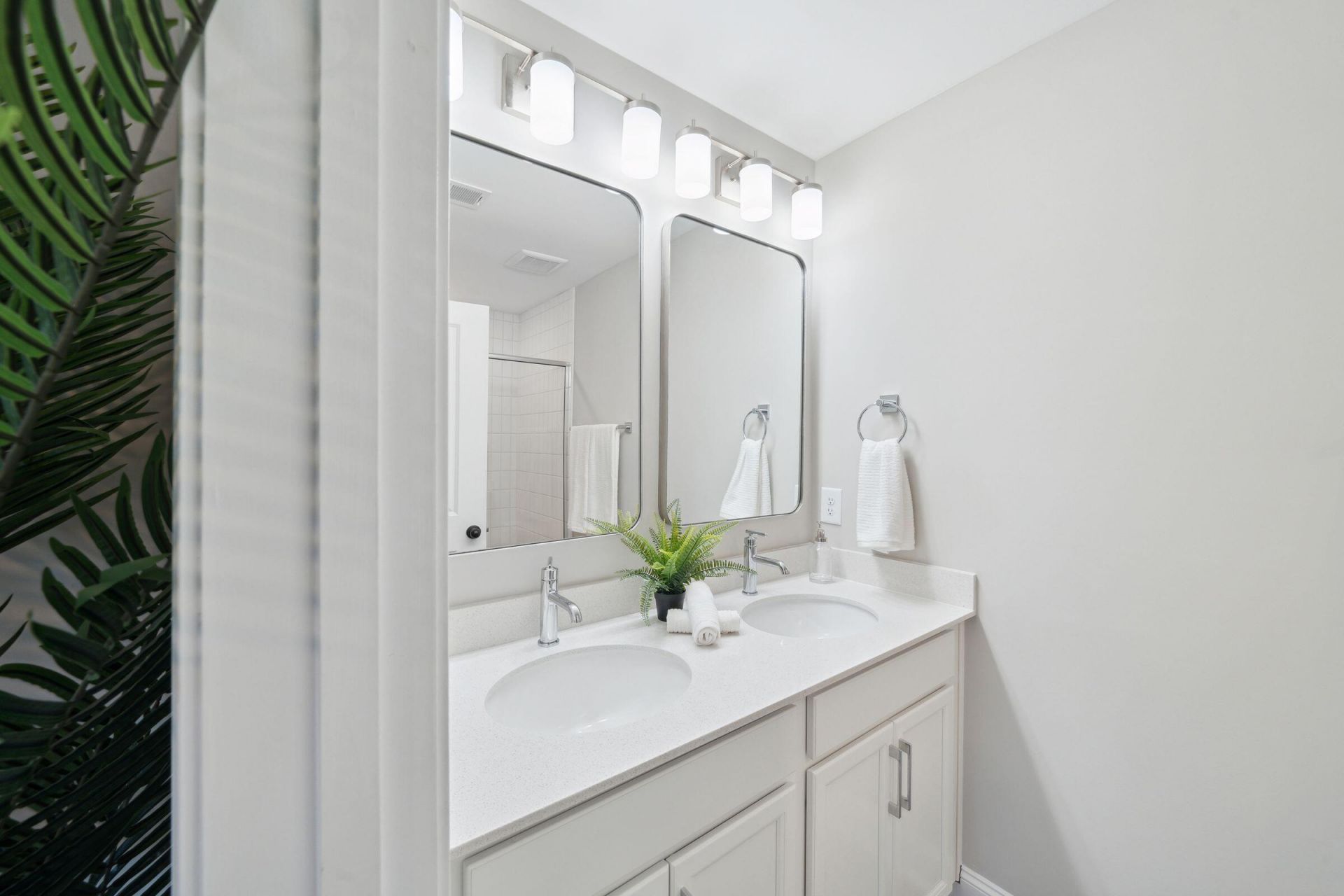 217 Harding Lane Photo 18