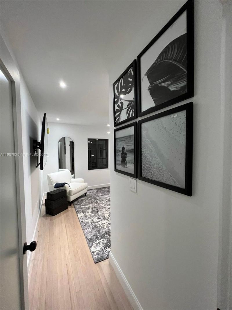 5173 Alton Rd, Miami Beach, FL 33140 Photo
