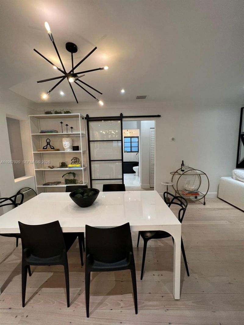 5173 Alton Rd, Miami Beach, FL 33140 Photo
