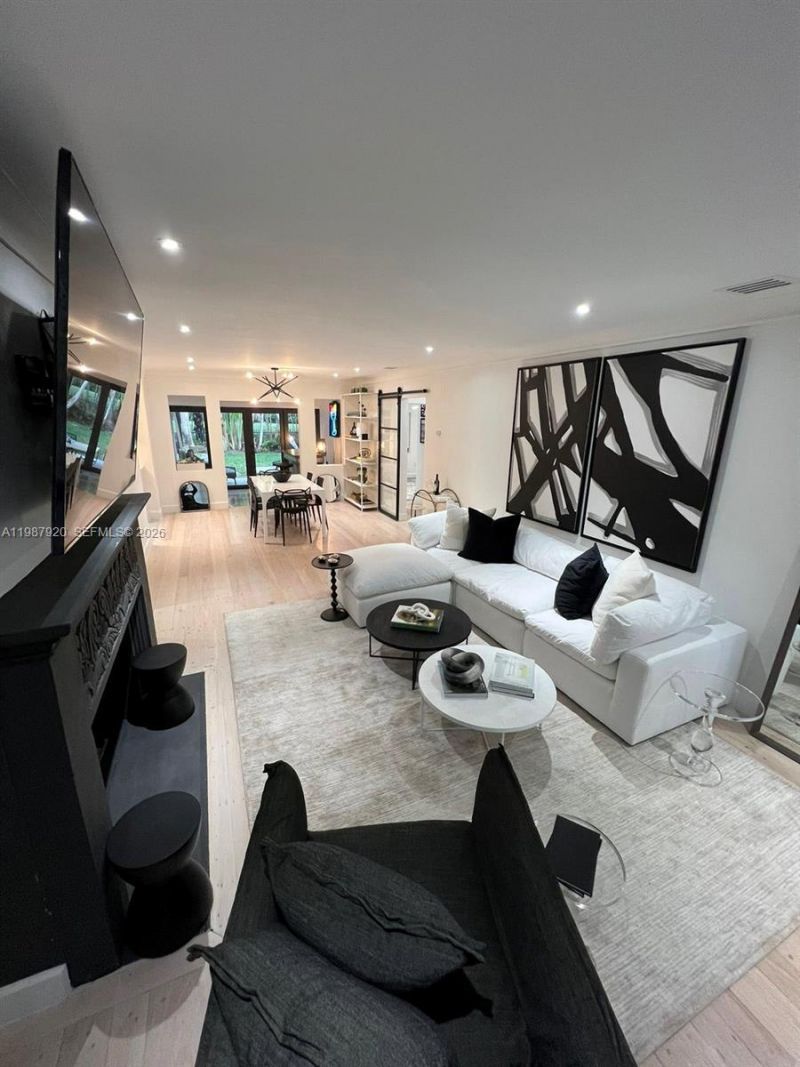 5173 Alton Rd, Miami Beach, FL 33140 Photo