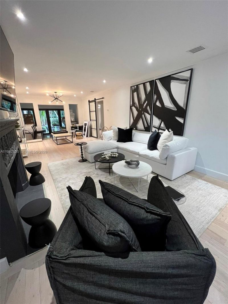 5173 Alton Rd, Miami Beach, FL 33140 Photo