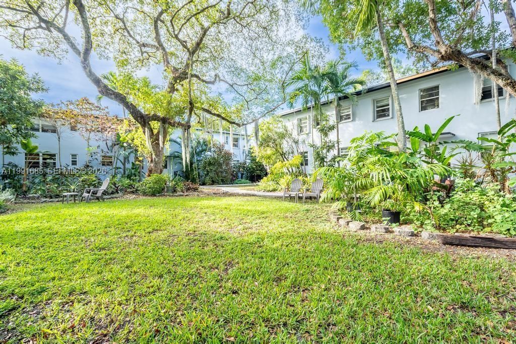 5565 SW 80th St, Unit D, Miami, FL 33143 Photo