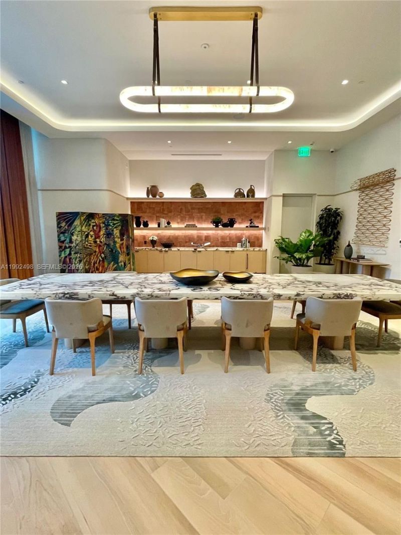 77 SE 5th St , Unit 2204, Miami, FL 33131 Photo