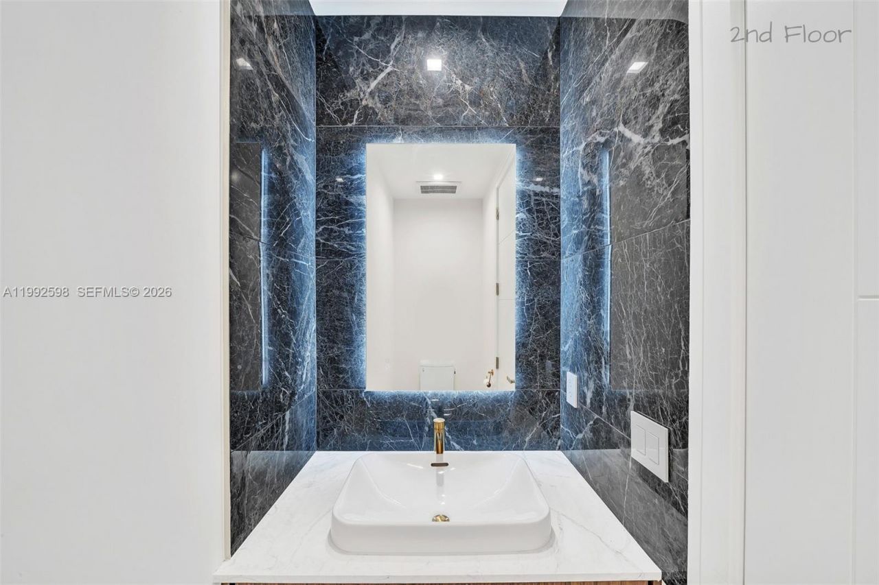 16 Seaside Ave , Islamorada, FL 33037 Photo