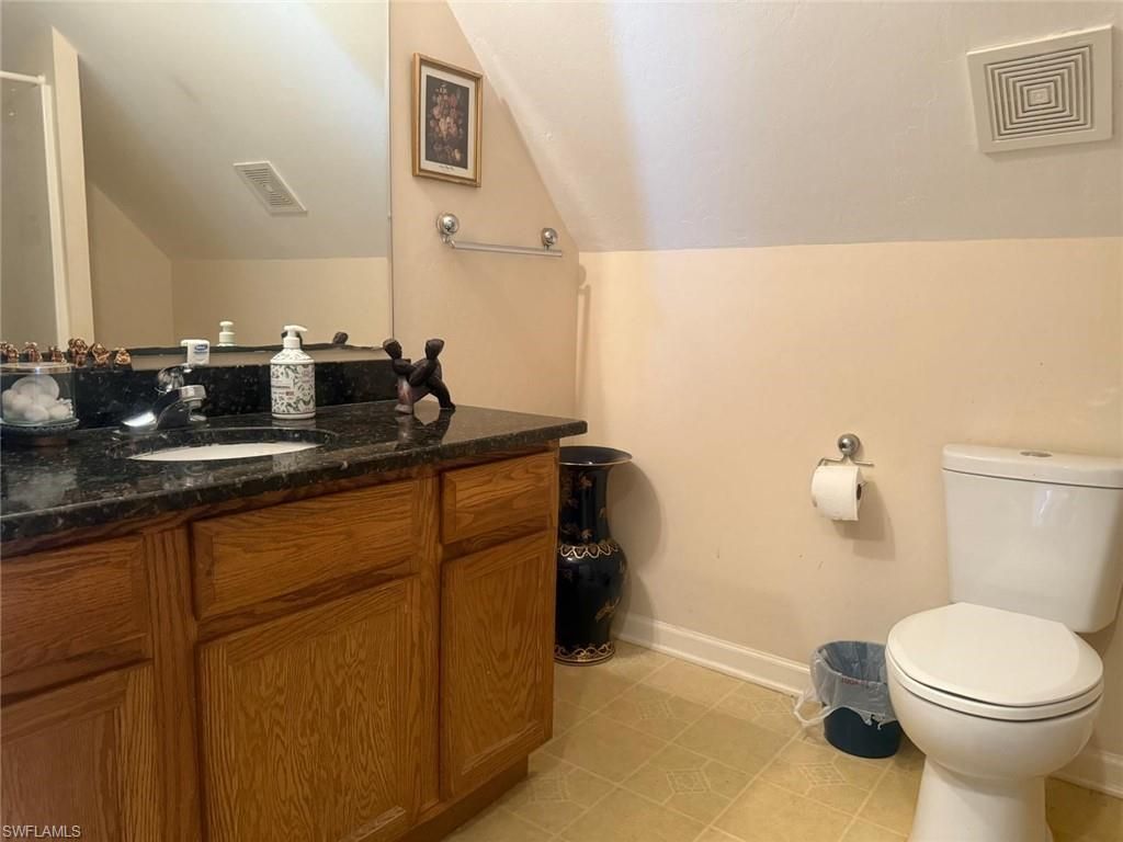 199 Leawood Cir , Naples, FL 34104 Photo