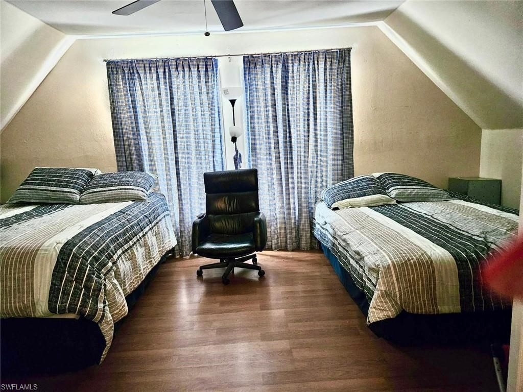 199 Leawood Cir , Naples, FL 34104 Photo