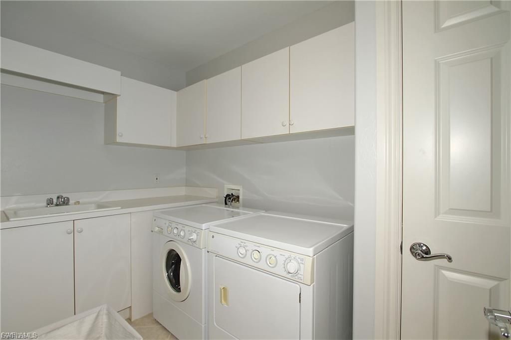 2738 Tiburon Blvd E, Unit B403, Naples, FL 34109 Photo