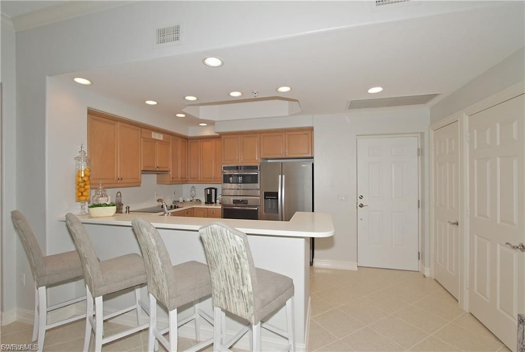 2738 Tiburon Blvd E, Unit B403, Naples, FL 34109 Photo