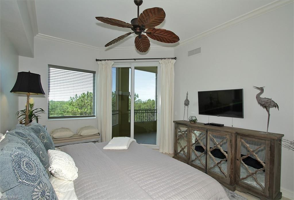 2738 Tiburon Blvd E, Unit B403, Naples, FL 34109 Photo