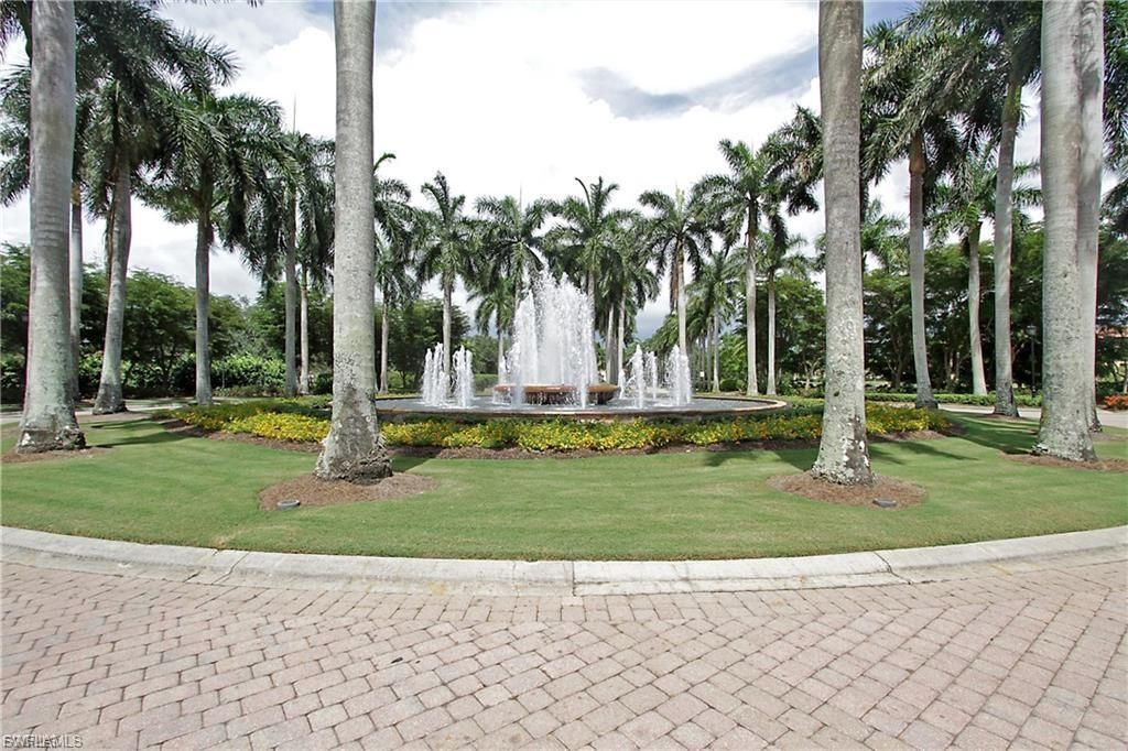 2738 Tiburon Blvd E, Unit B403, Naples, FL 34109 Photo