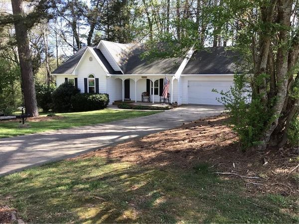 7725 Silversmith Drive , Cumming, GA 30028