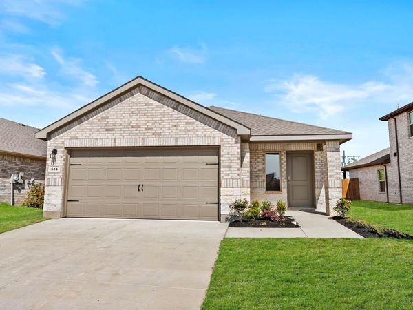 504 Marsh Street, Cleburne, TX 76033