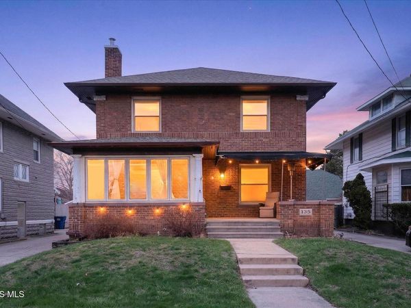 135 Amherst Drive , Toledo, OH 43614