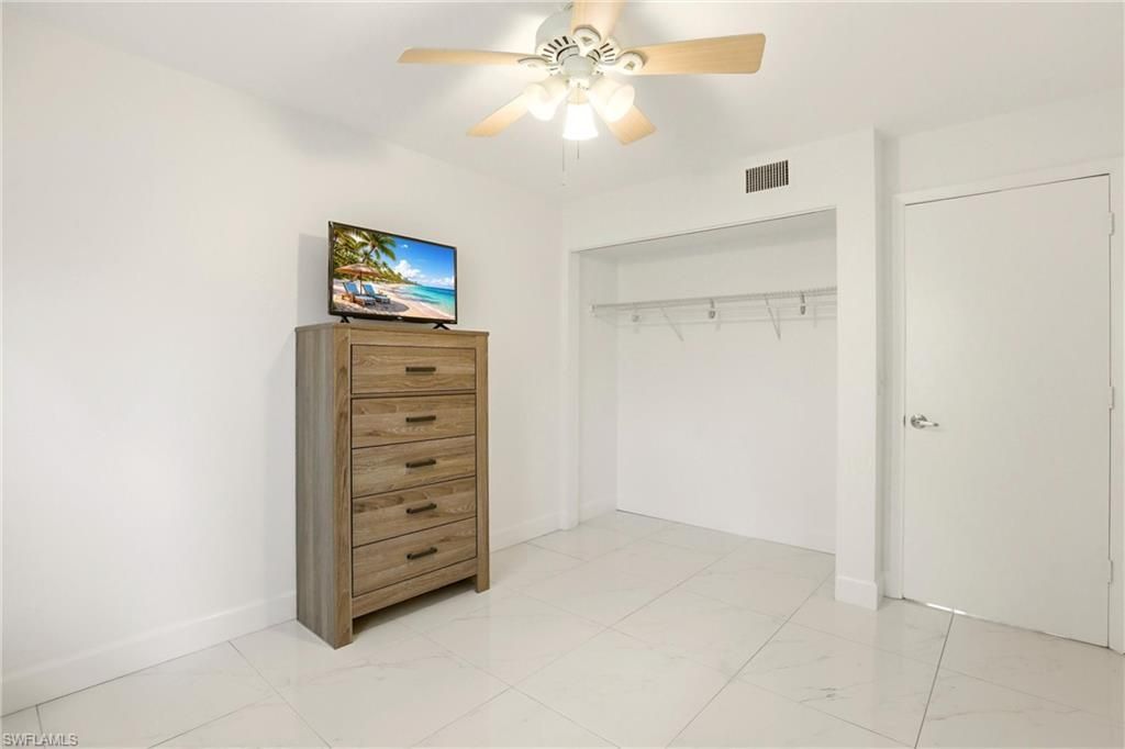1450 Green Valley Cir, Unit 502, Naples, FL 34104 Photo
