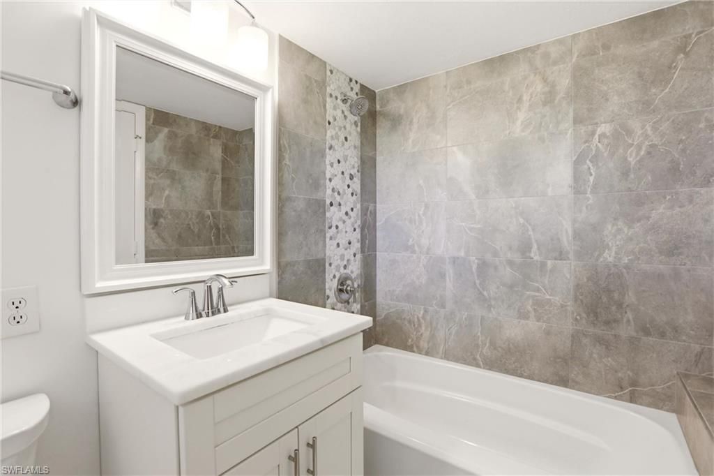 1450 Green Valley Cir, Unit 502, Naples, FL 34104 Photo