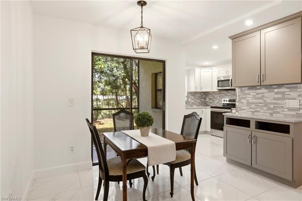 1450 Green Valley Cir, Unit 502, Naples, FL 34104 Photo